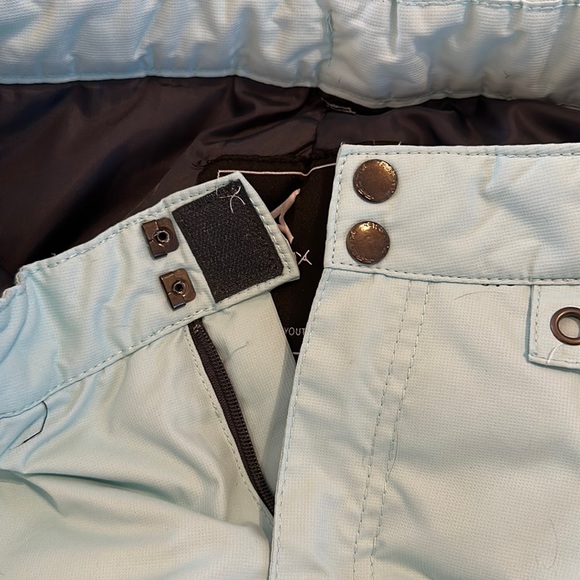 Girls Arctix snow/ski suit. Size L - Picture 2 of 15